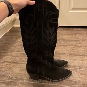 Solei Dolce Vita black cowboy boot